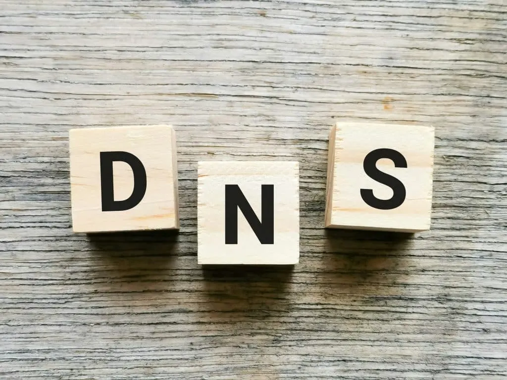 Trouver domaine expiré : astuces et conseils